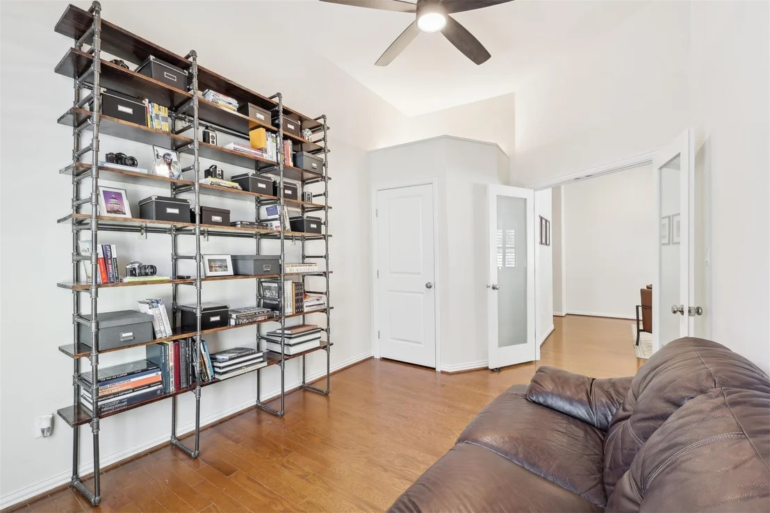 Photo of 303 Merion DR