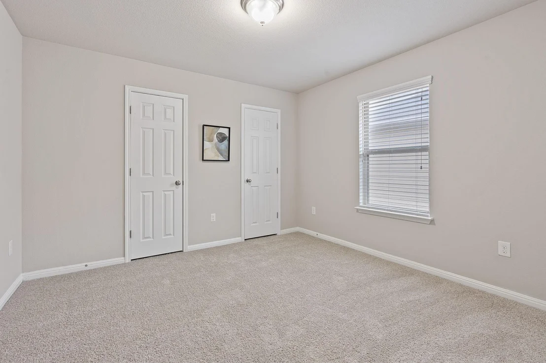 Photo of 584 Twisted Oaks LN