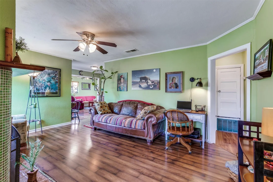 Photo of 4319 Airport BLVD