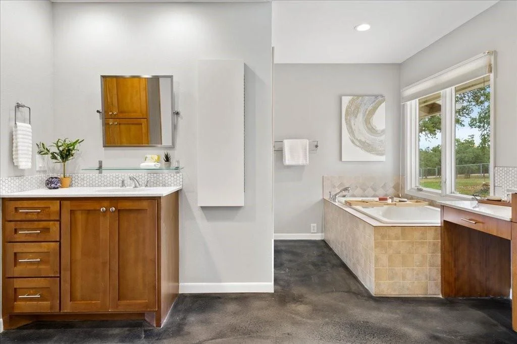 Photo of 9000 Honeycomb DR