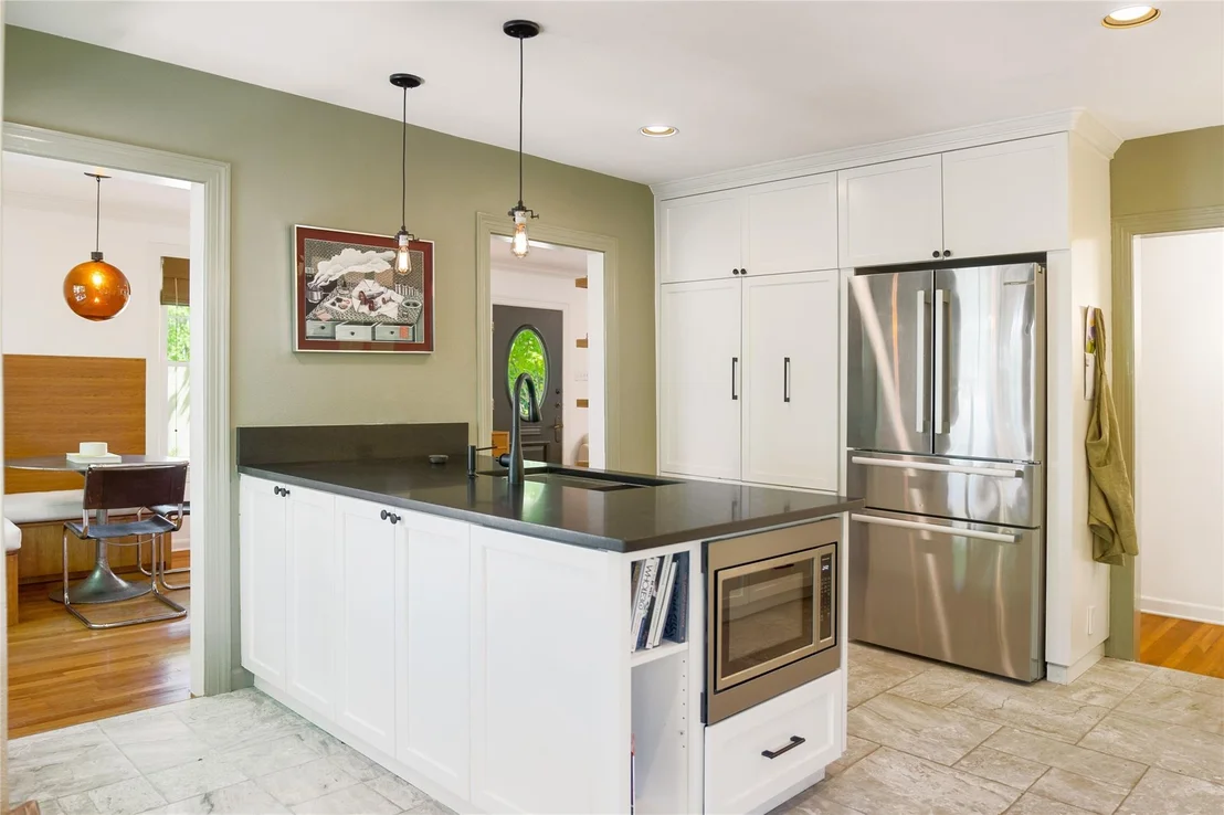 Photo of 2111 Enfield RD