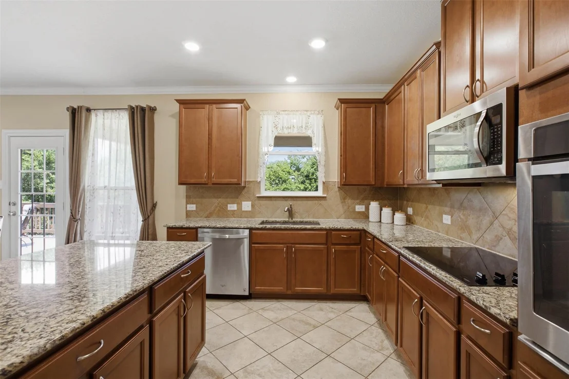 Photo of 626 Landon Samuel LOOP