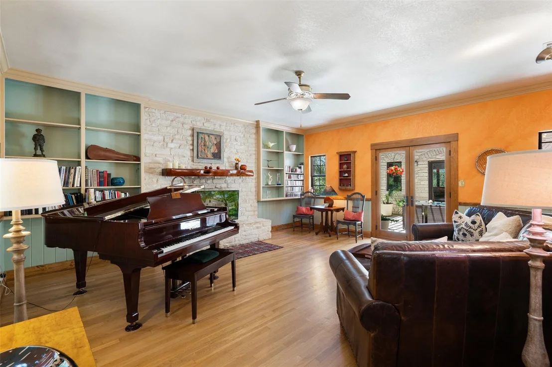 Photo of 1300 Crystal Creek DR