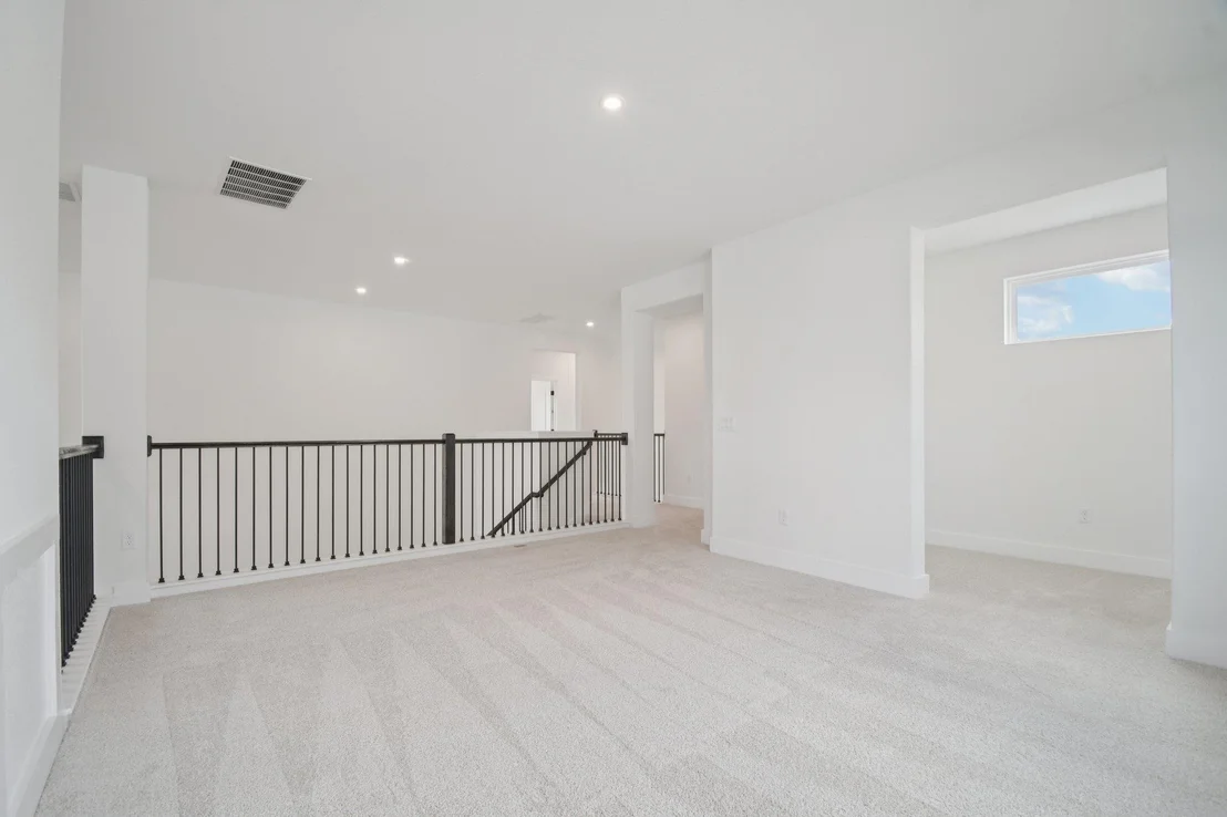 Photo of 1660 Cardinal LN