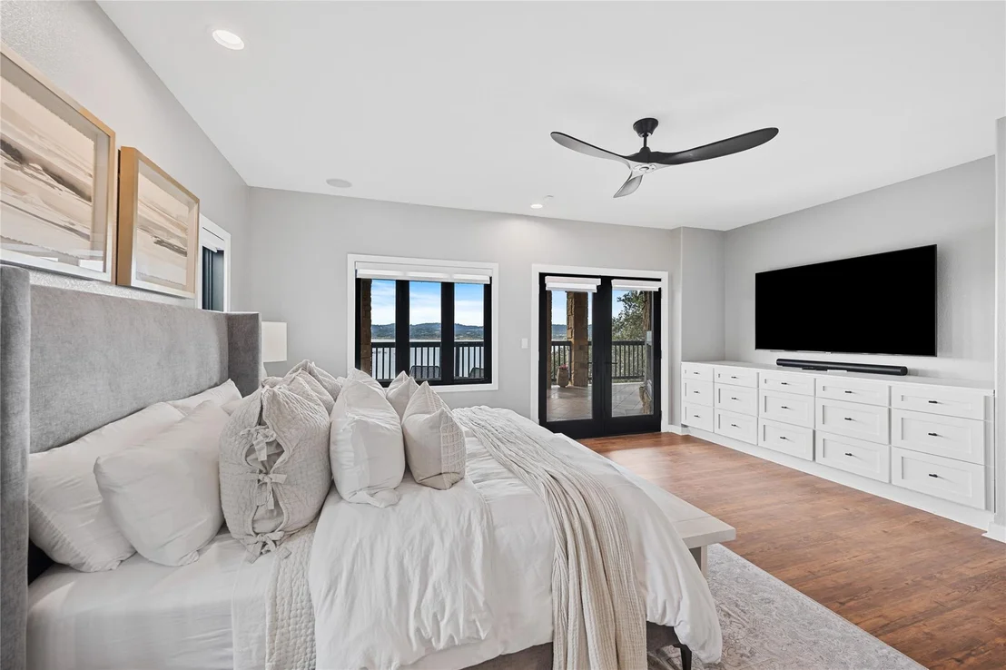 Photo of 516 Deckhouse DR