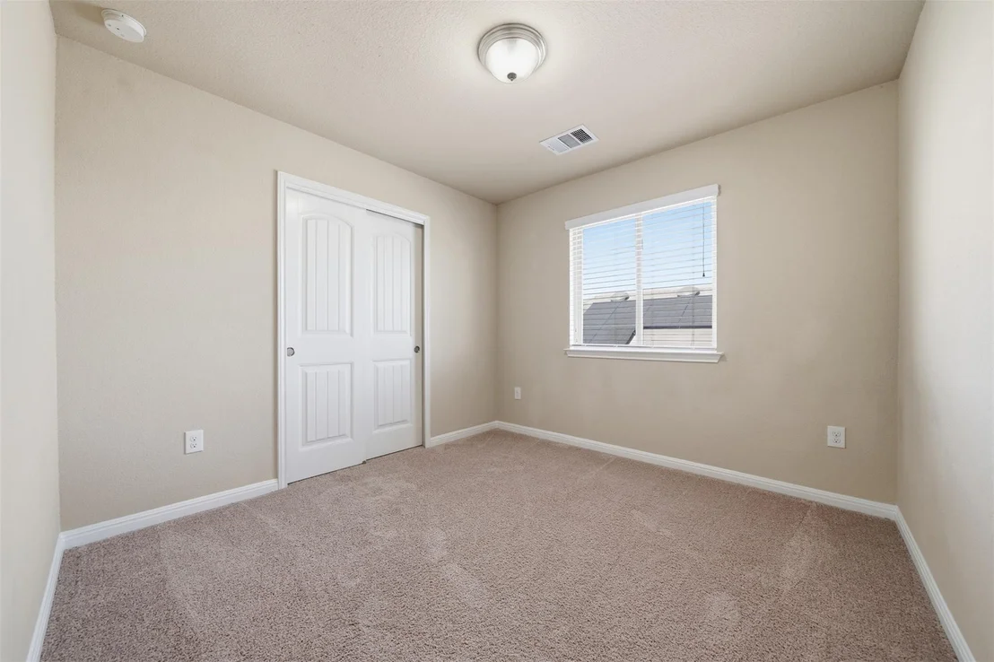 Photo of 613 Longhorn Cavern RD