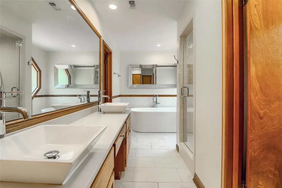 Photo of 213 Hurst Creek RD