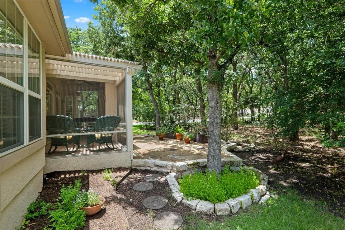 Photo of 503 Breezeway LN