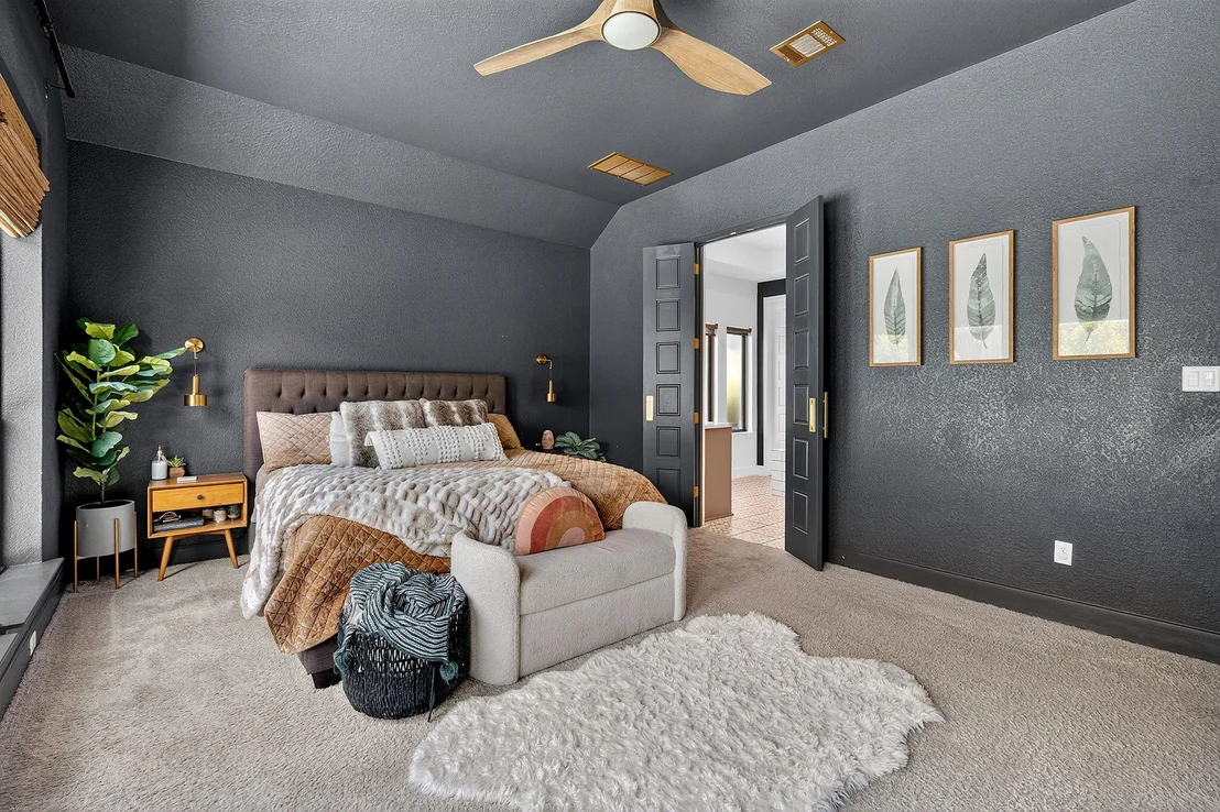 Photo of 301 Carpenter Hill DR