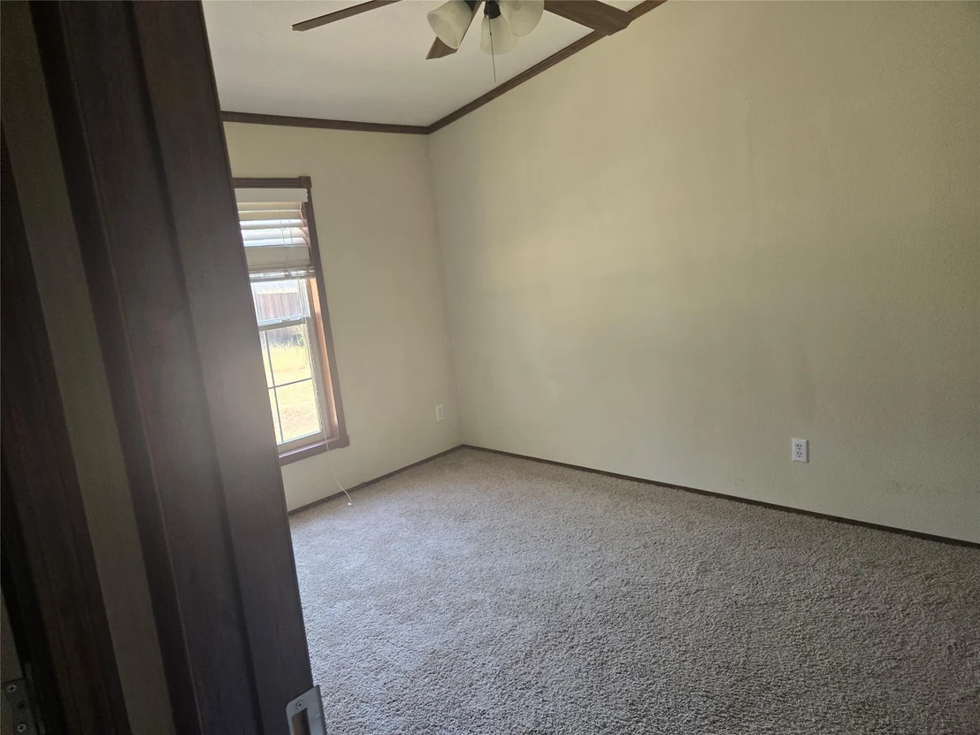 Photo of 105 Boren LN
