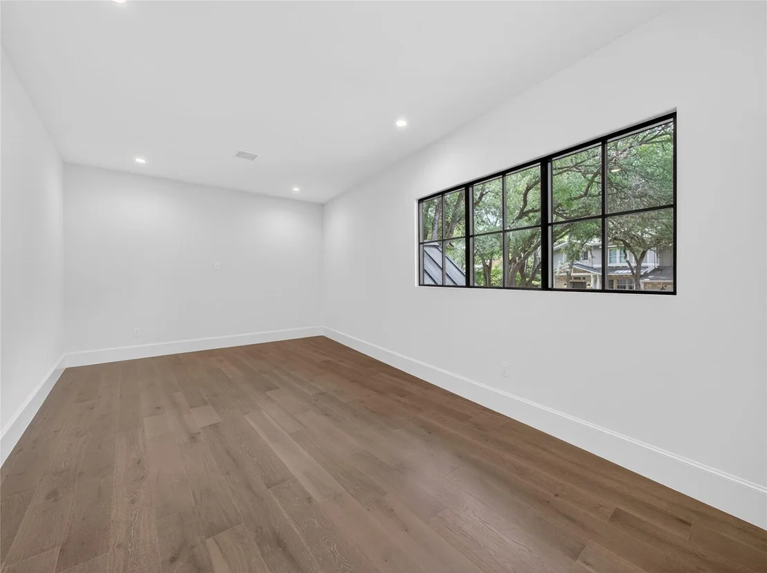 Photo of 5 Scott Crescent