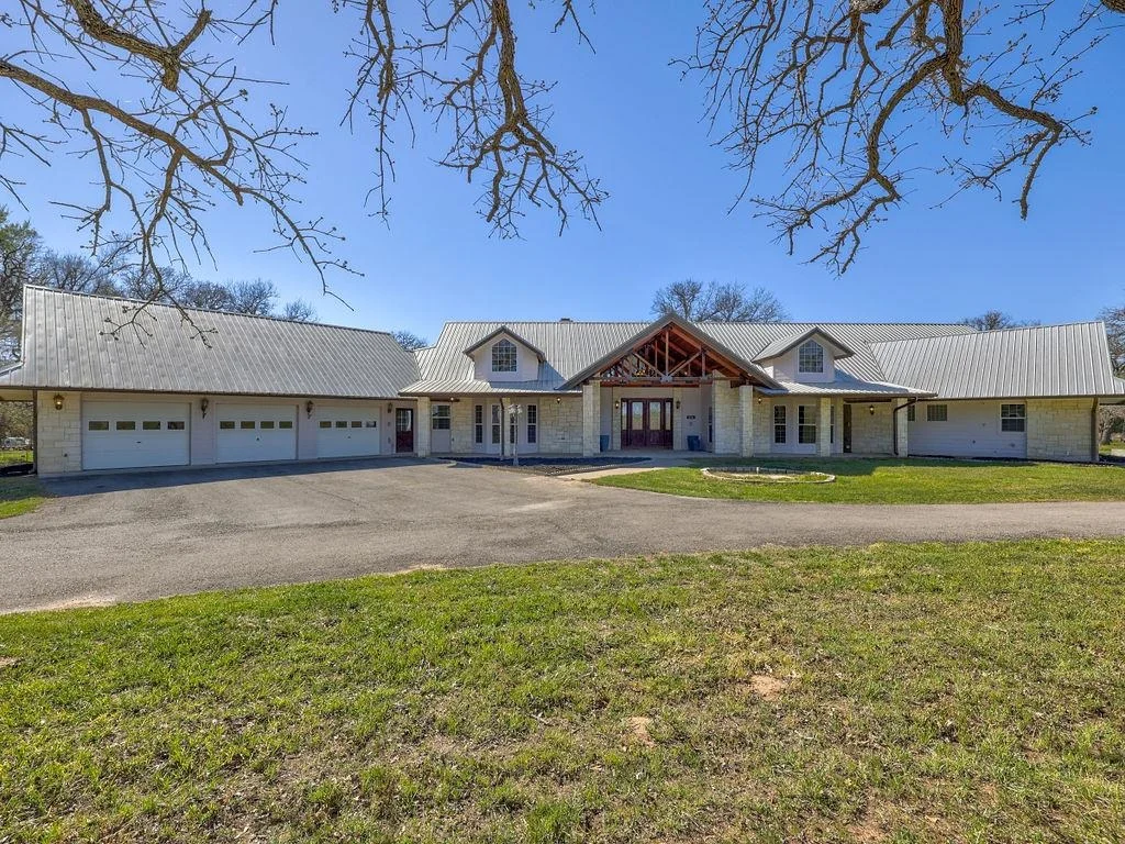Photo of 3082 County Road 446