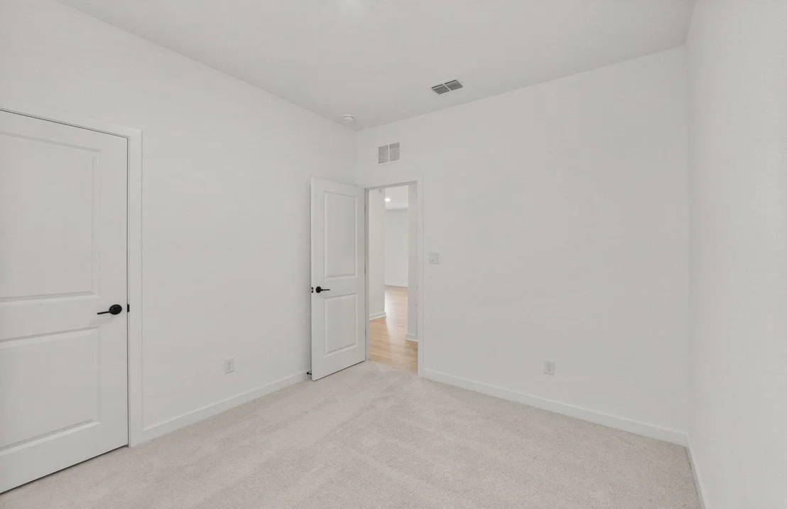 Photo of 596 Rubber Tree WAY