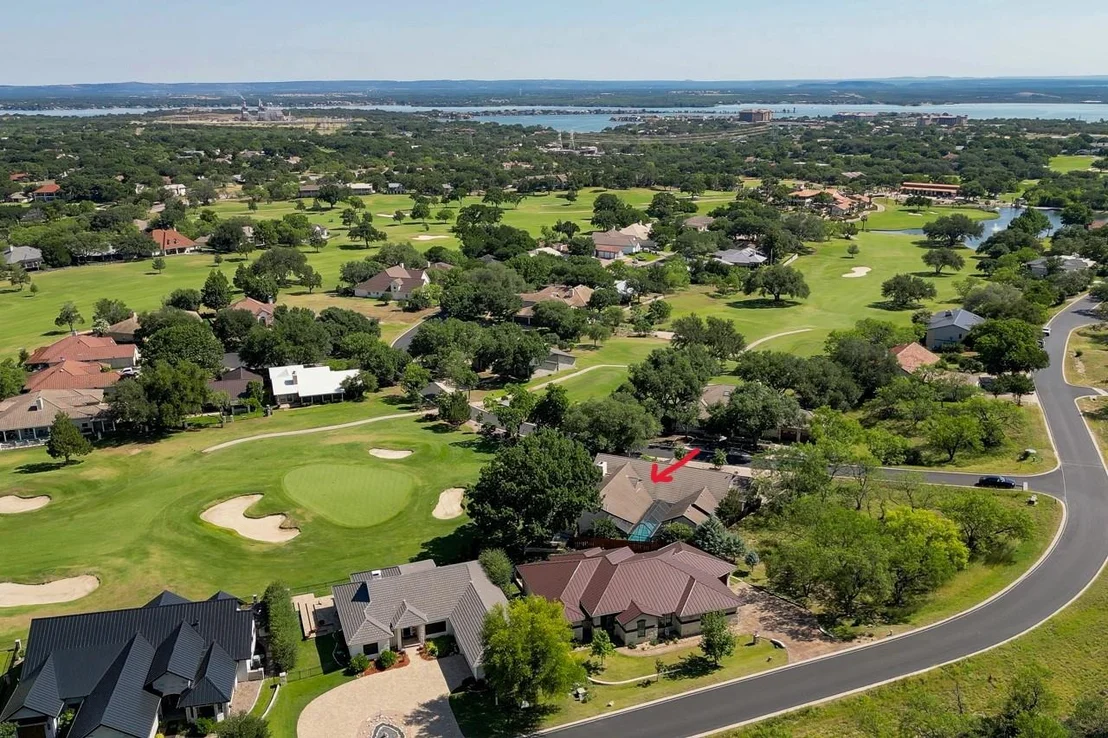 Photo of 2704 Aurora