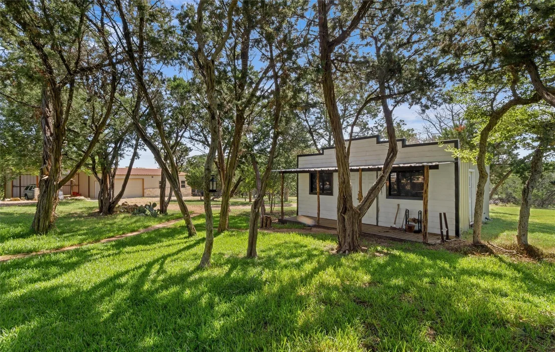 Photo of 5545 Cliff Estates RD
