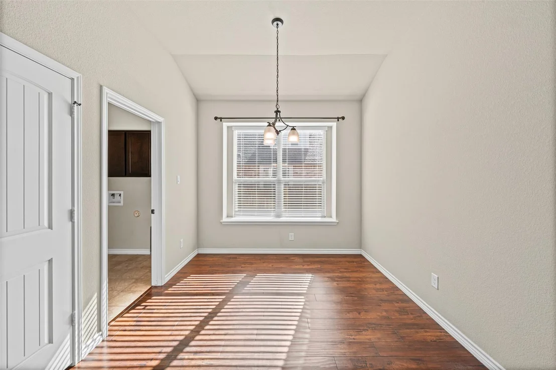 Photo of 5502 Juno DR