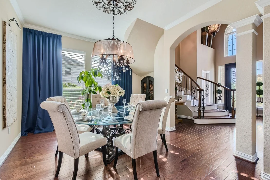 Photo of 491 Betony LOOP