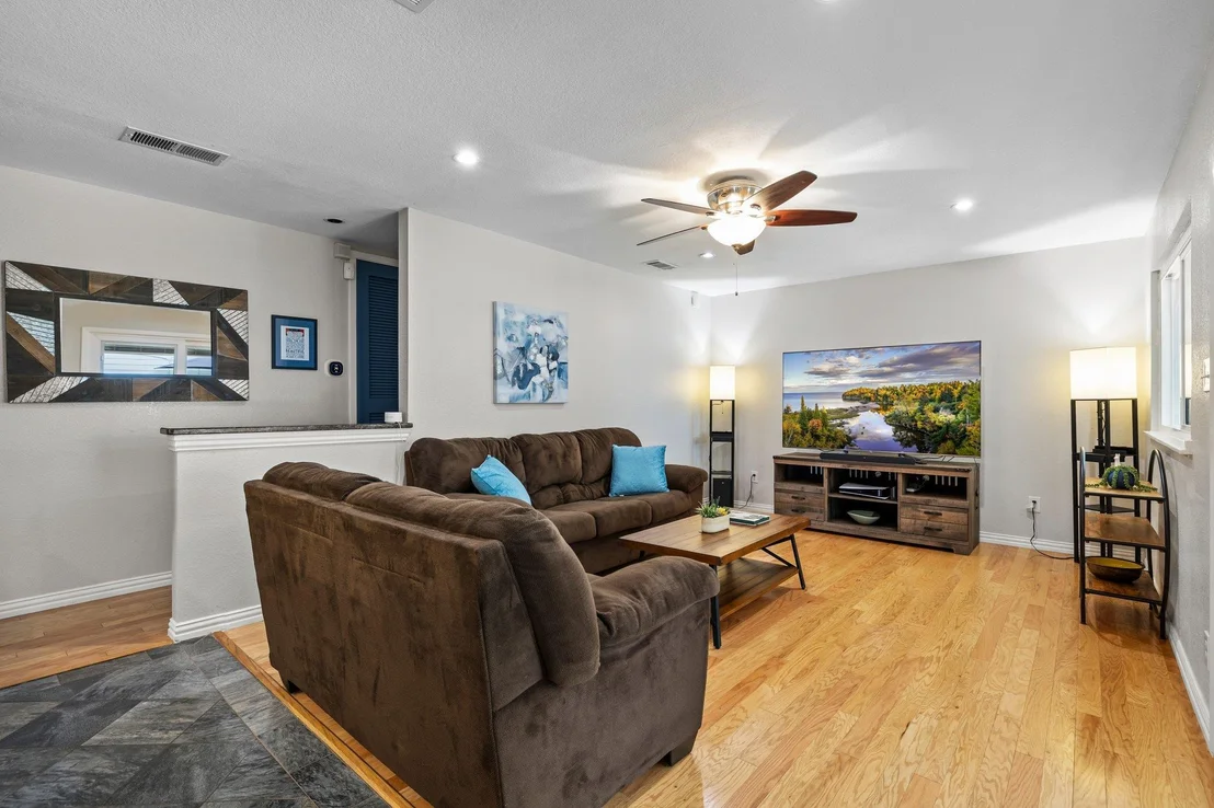 Photo of 504 Heartwood DR