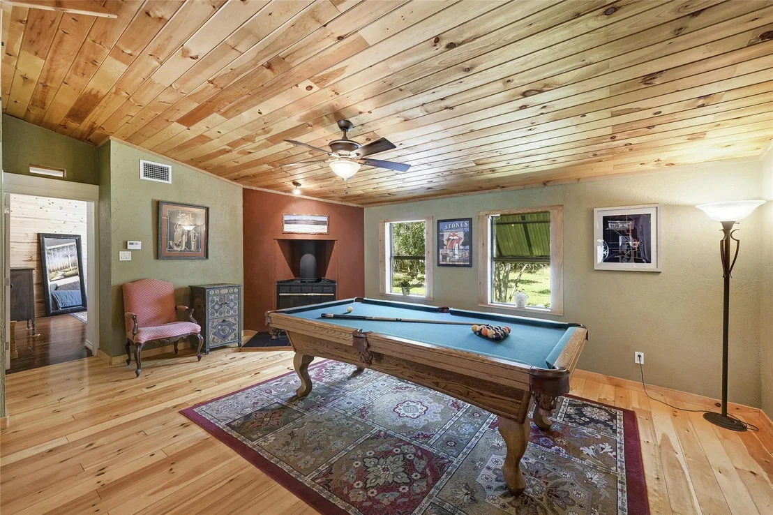Photo of 1255 Rolling Oaks DR