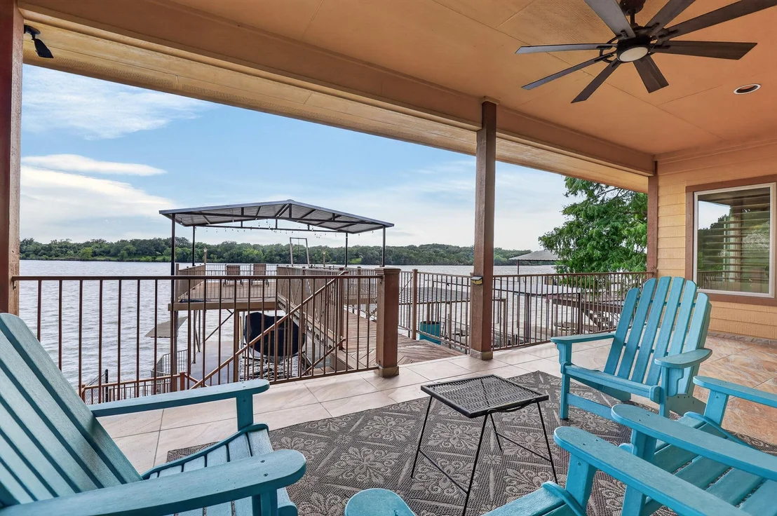 Photo of 1002 Scenic LOOP