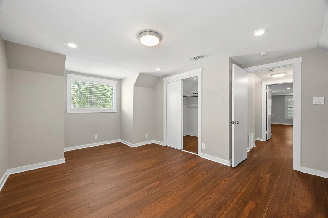 Photo of 1801 Ohlen RD