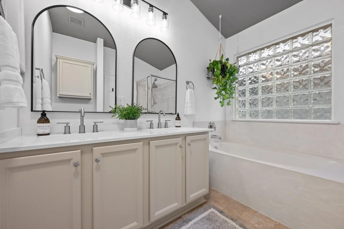 Photo of 8614 Brock CIR