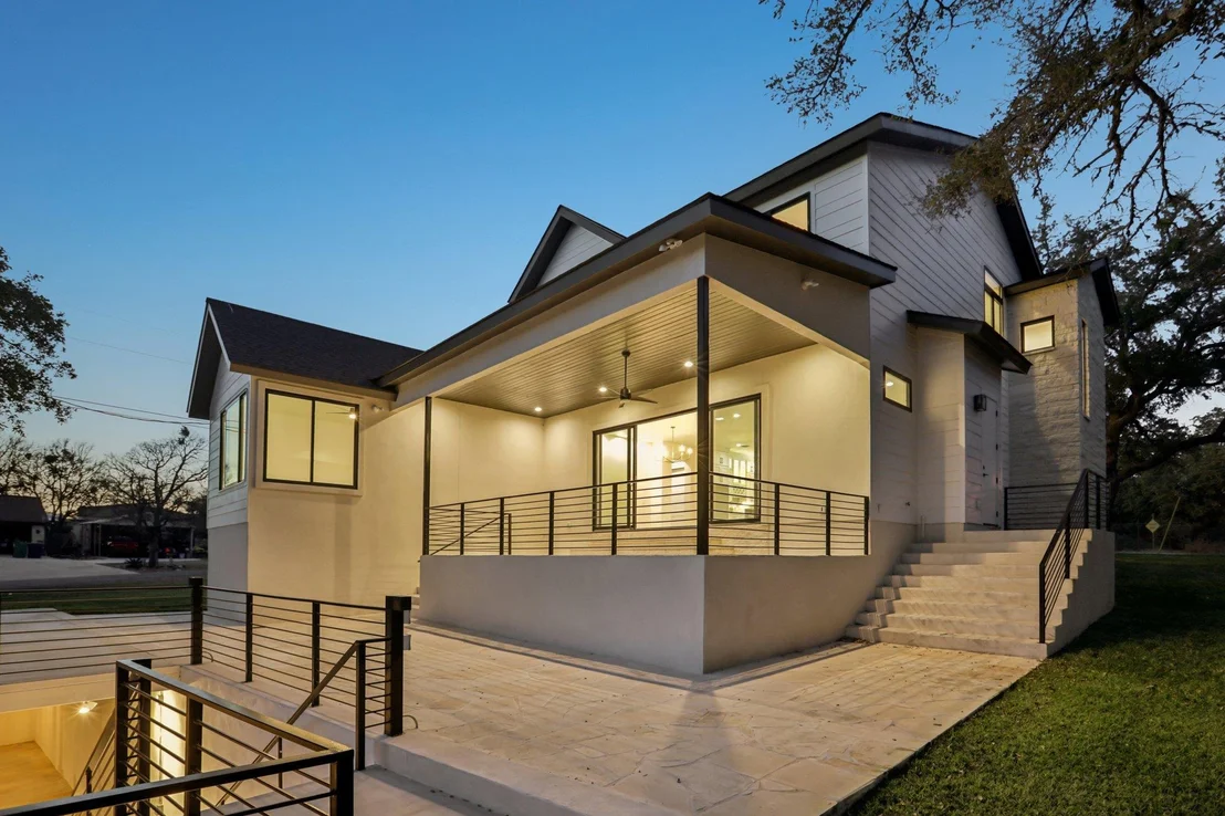 Photo of 300 Deer DR