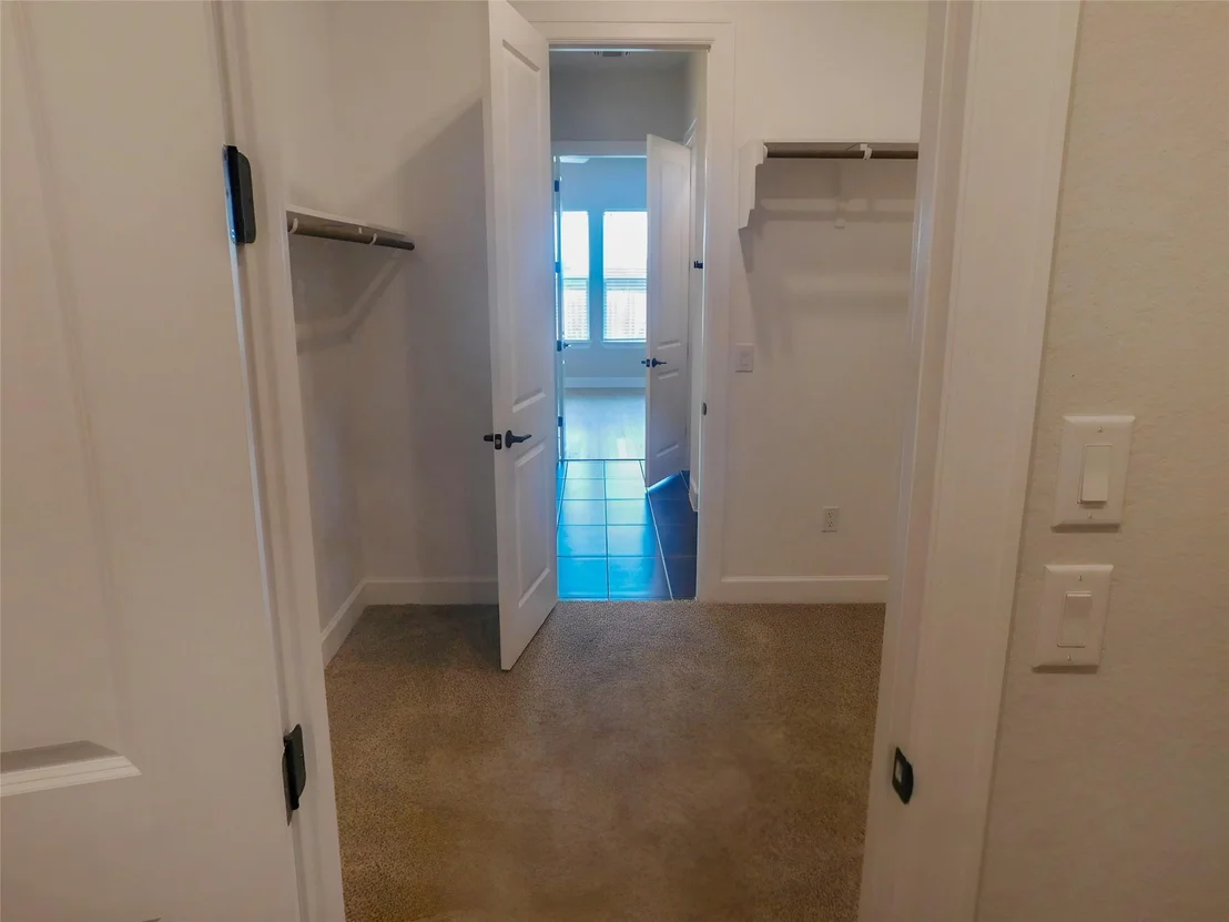 Photo of 11808 DILLON FALLS DR