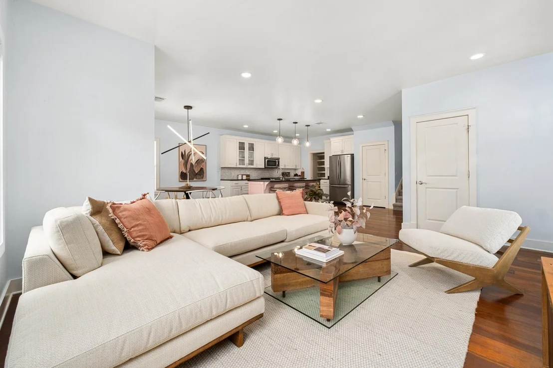 Photo of 3612 Oakmont BLVD