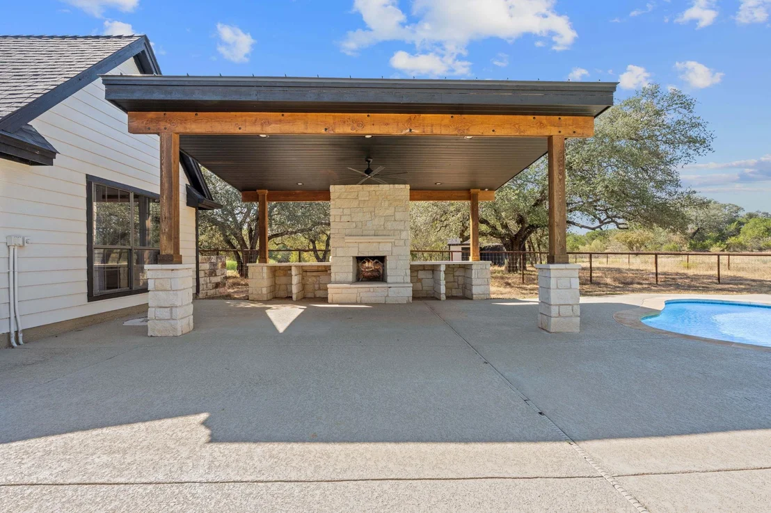Photo of 404 County Road 421