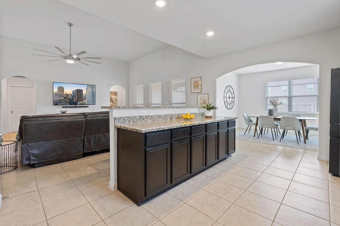 Photo of 1336 Twin Estates DR
