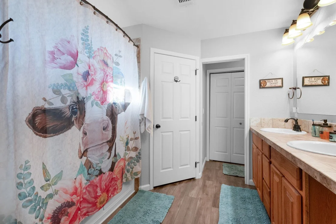 Photo of 1303 Adam Ave