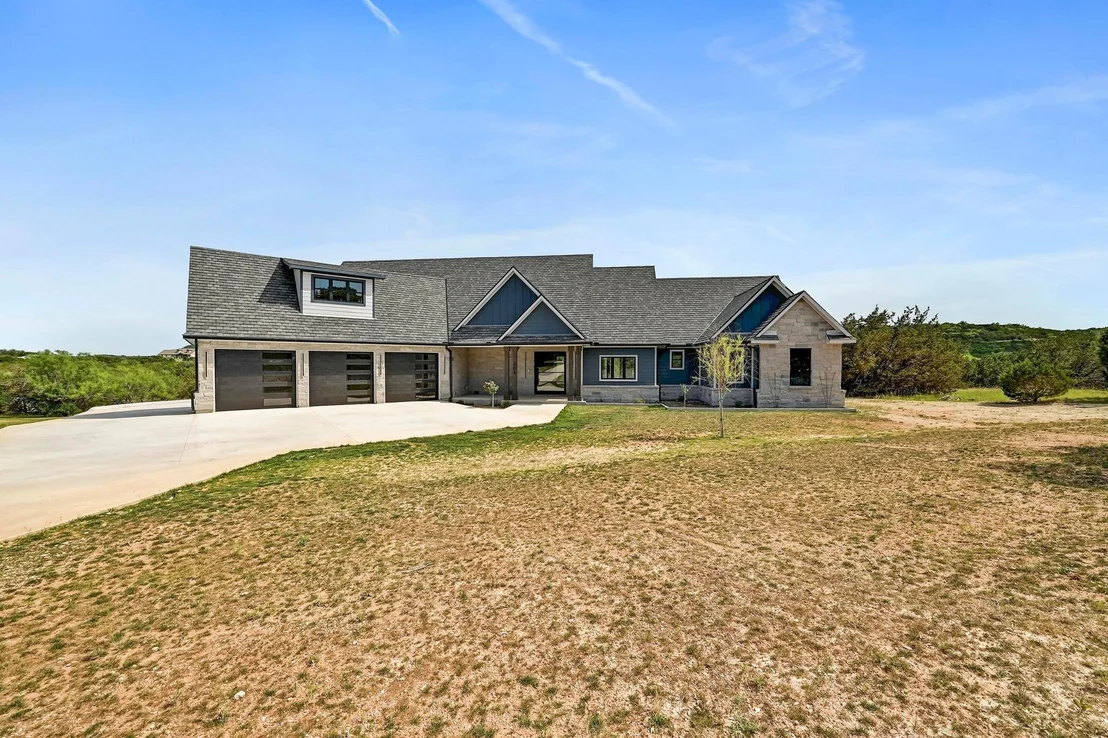 Photo of 304 Spring Hollow DR