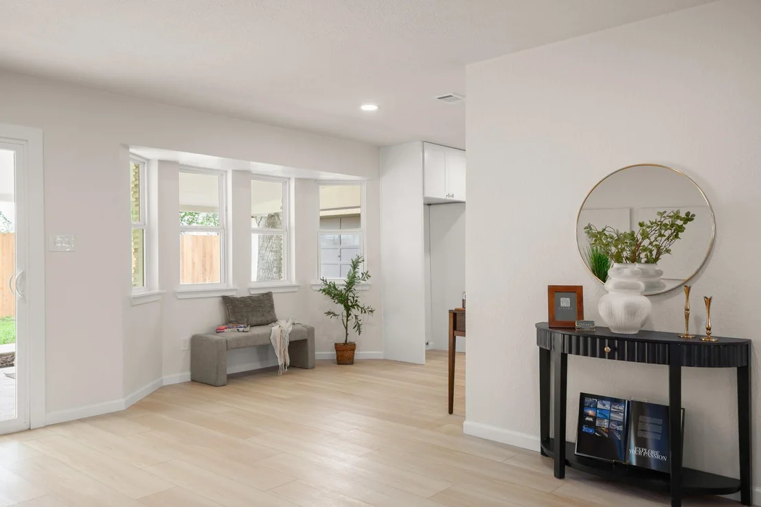 Photo of 1404 Robb LN