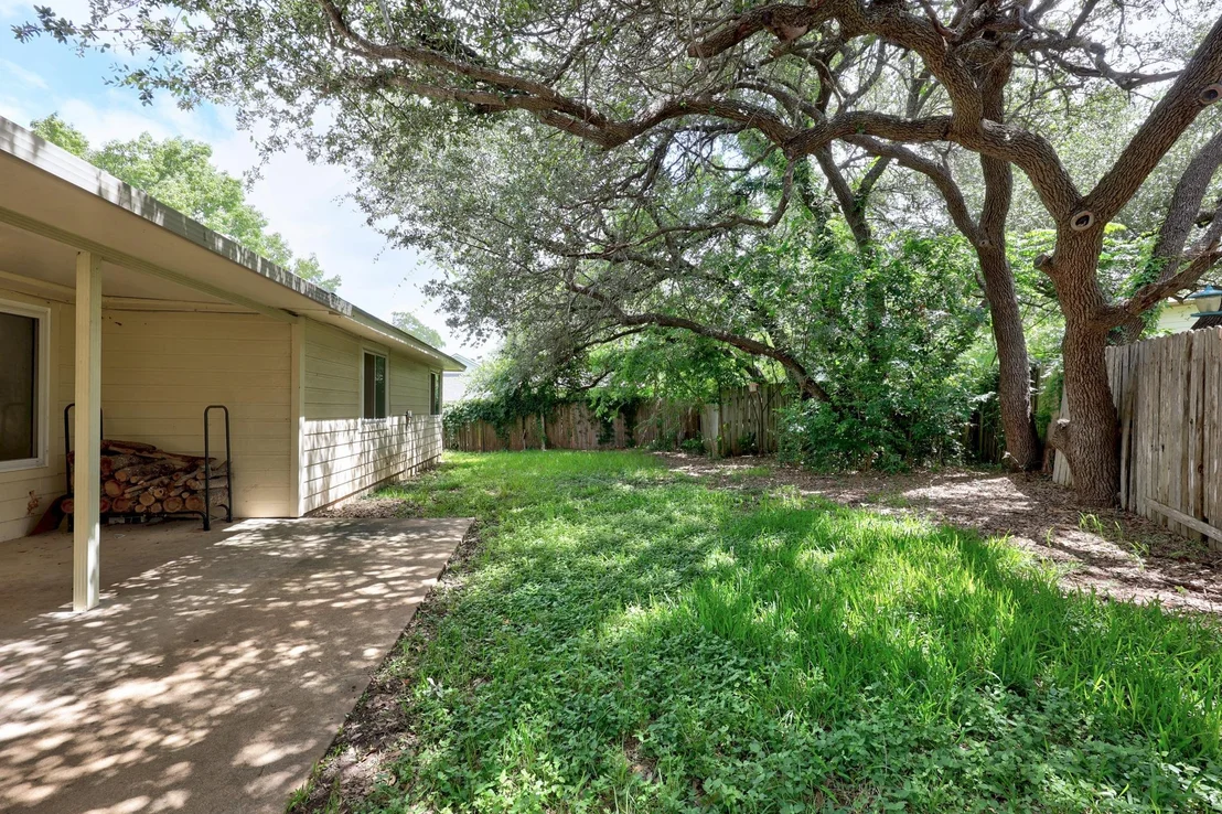 Photo of 16605 Black Kettle DR