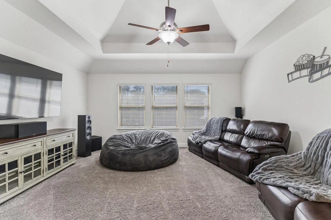 Photo of 124 Redtail LN