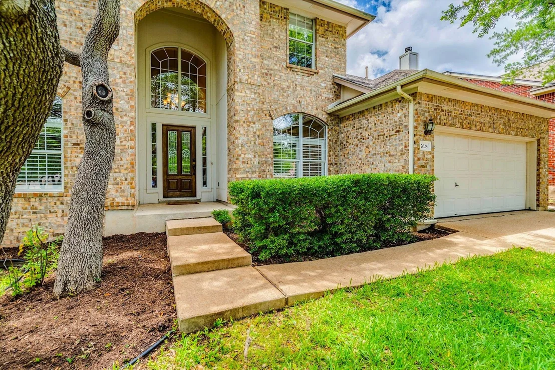 Photo of 7025 Auckland DR