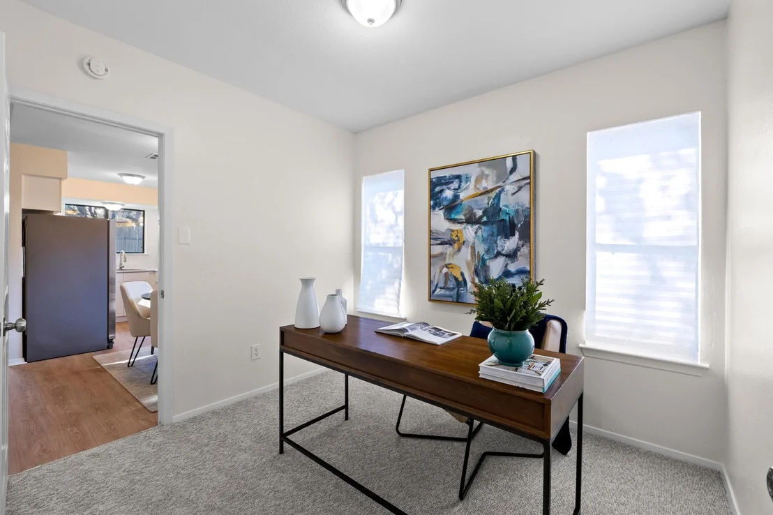 Photo of 6601 Sunstrip DR
