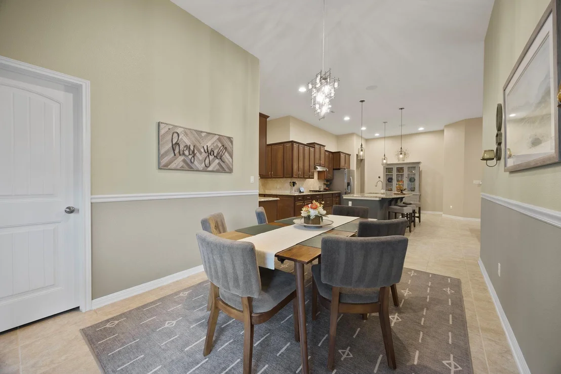 Photo of 202 Parkwest DR