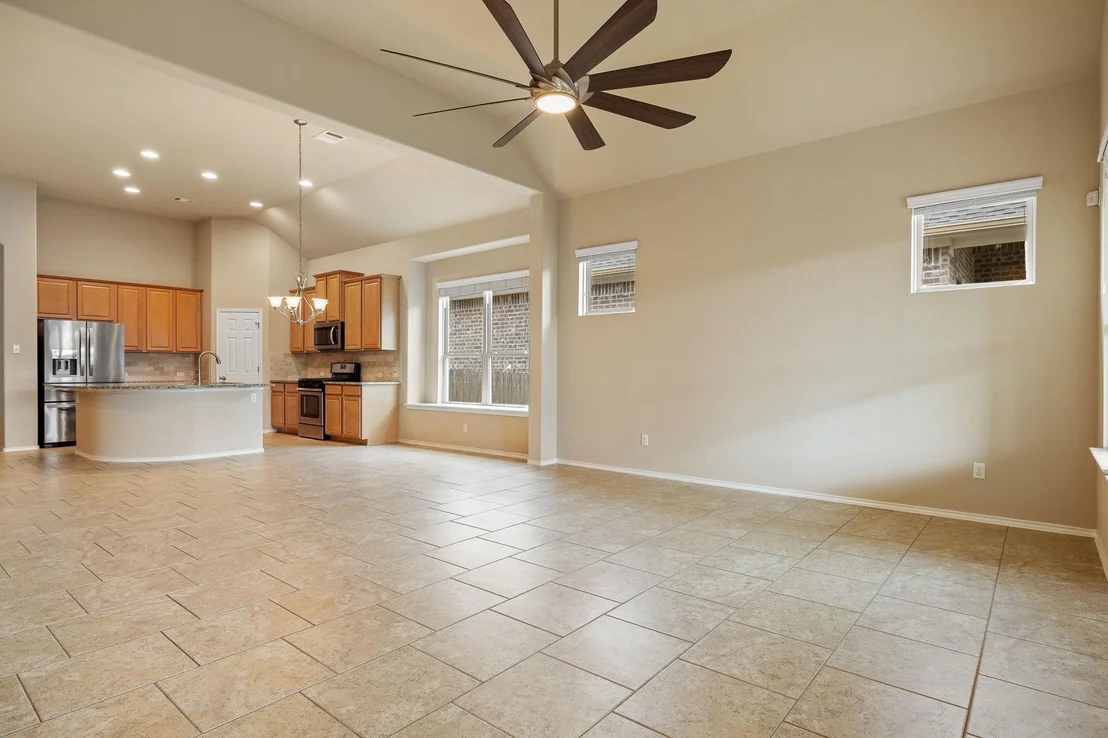 Photo of 536 Peregrine WAY