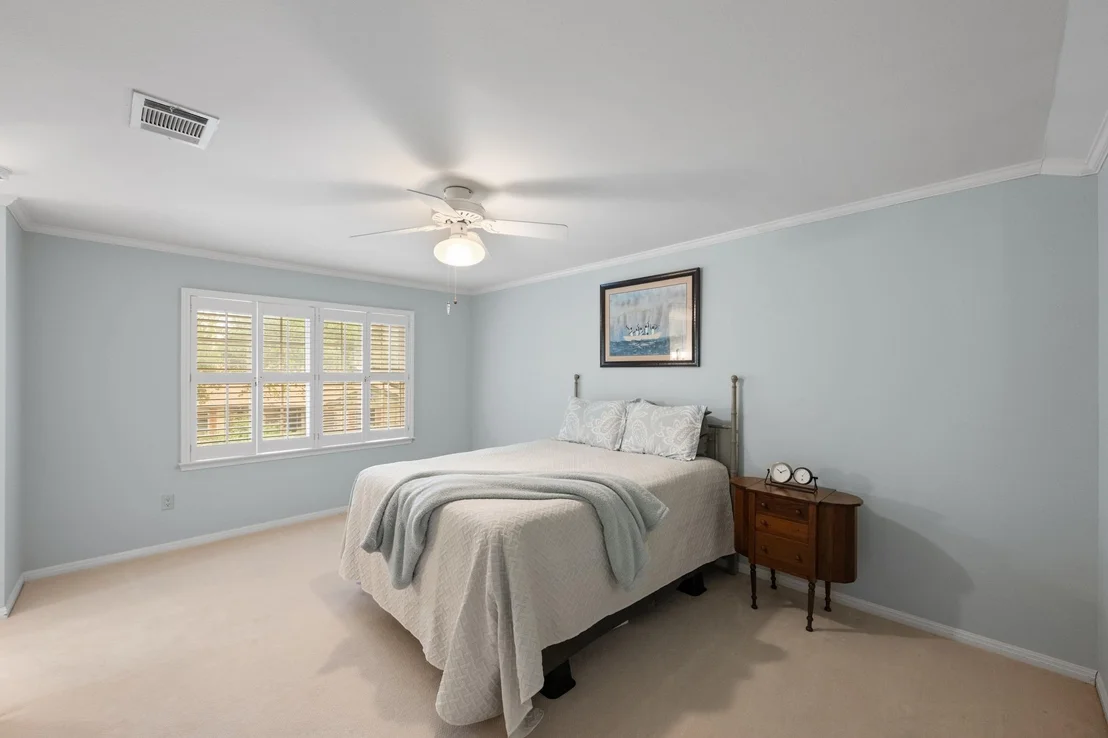 Photo of 10401 Pinehurst DR
