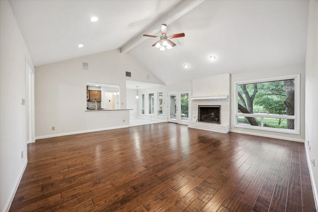 Photo of 1318 Lost Creek BLVD