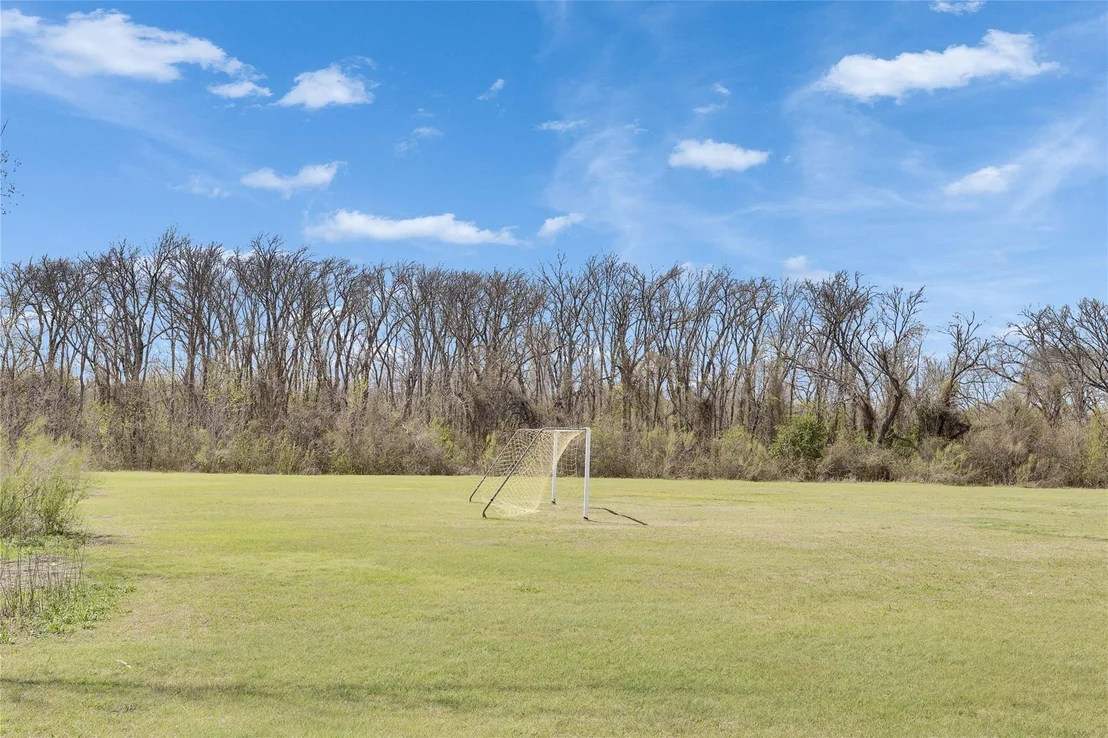Photo of 416 Cane River RD