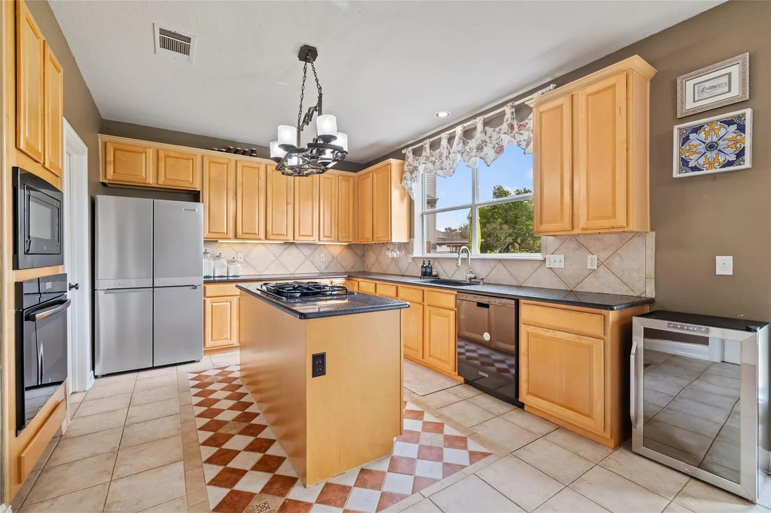Photo of 100 S Ridge CIR