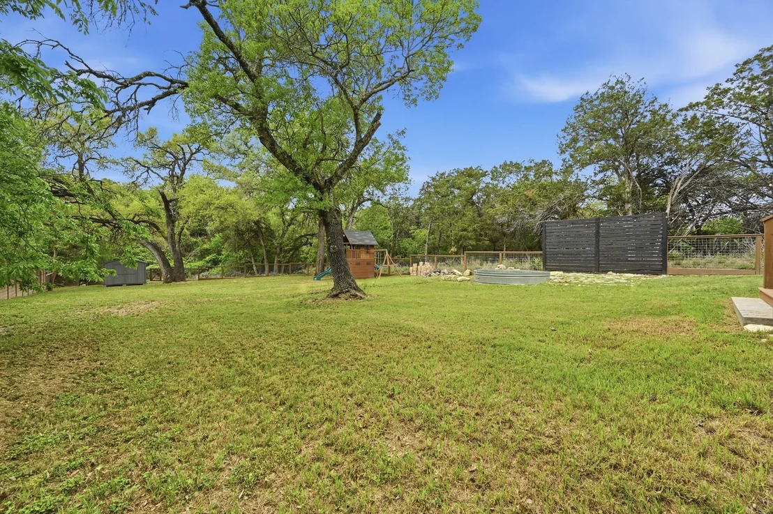 Photo of 820 Panorama DR