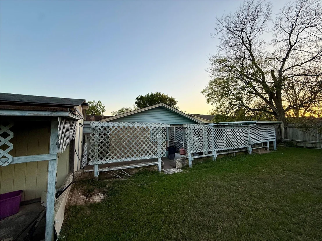 Photo of 100 Skyloop DR