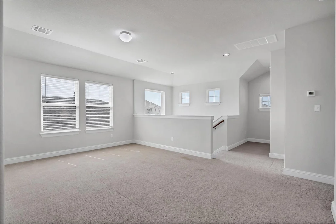 Photo of 2404 Burberry LN
