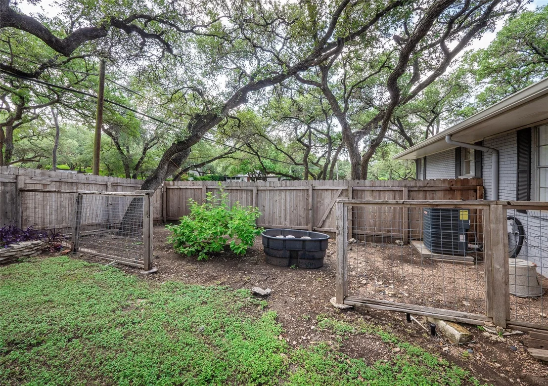 Photo of 4901 Timberline DR