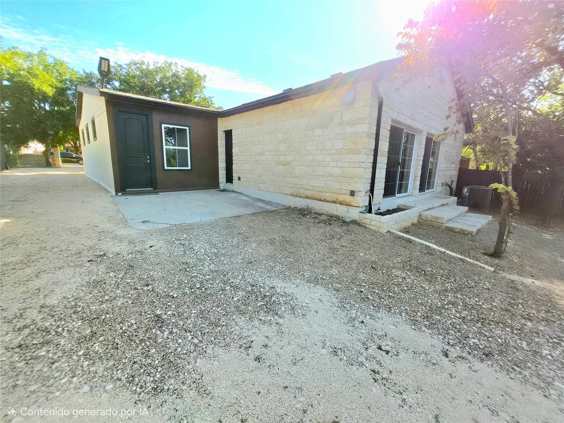 Photo of 2201 Teri RD
