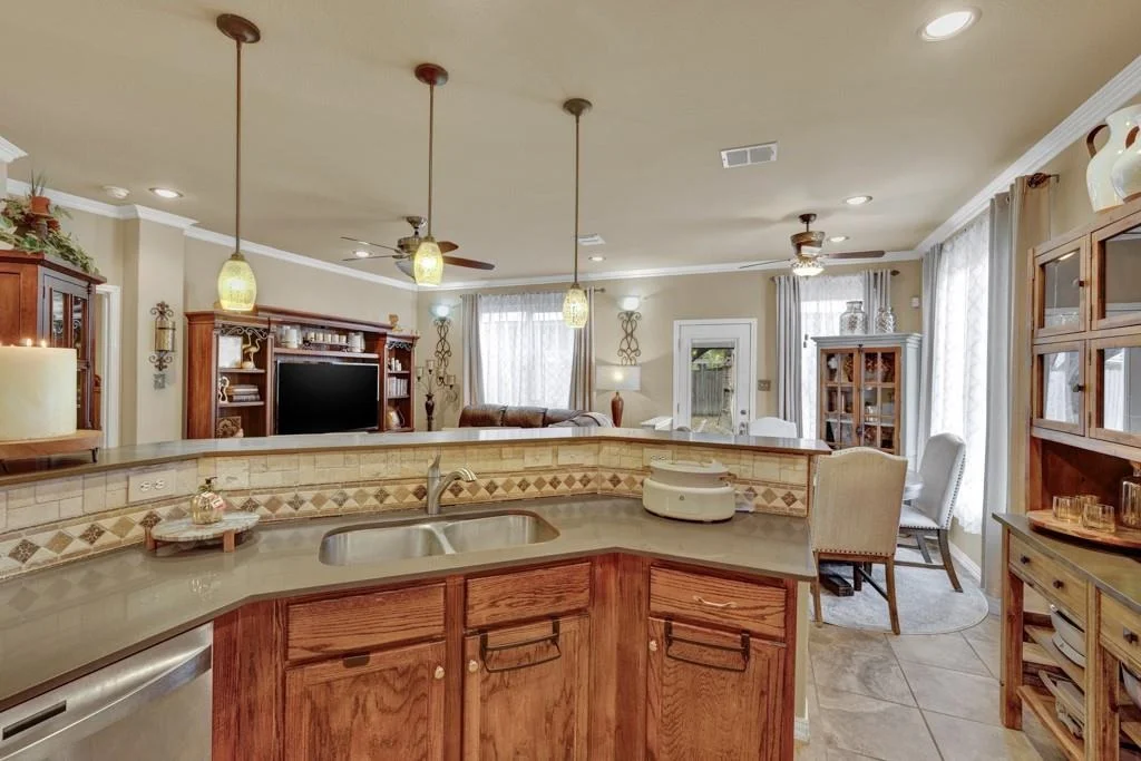 Photo of 522 Pecos CIR